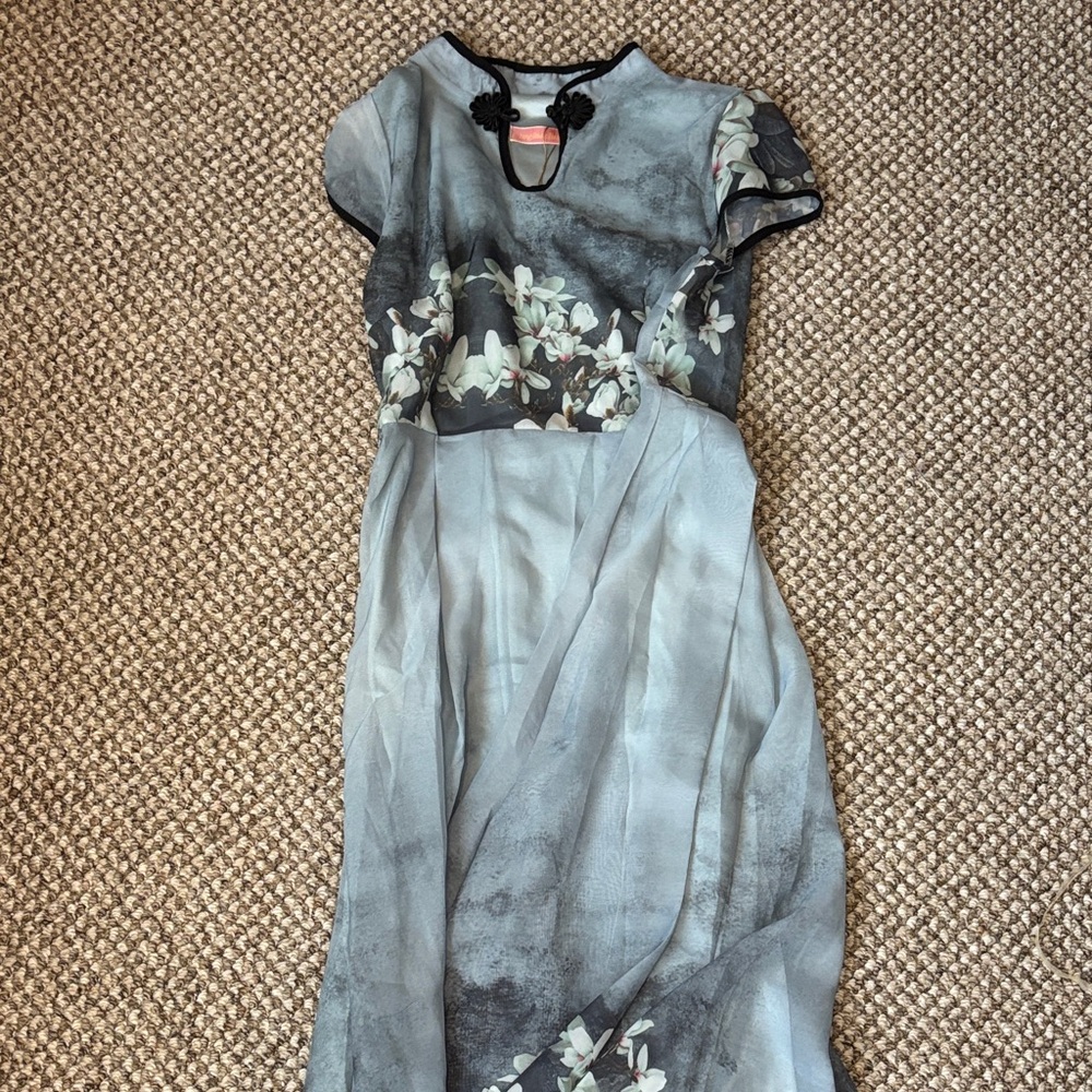 Charming Floral Kids Dress in Gray